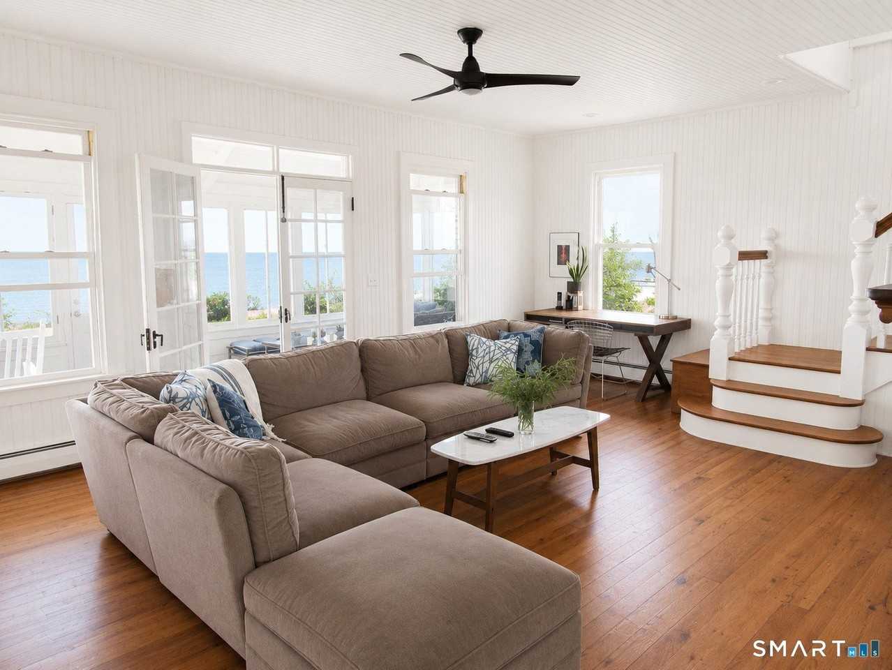 48 Beach Ave - Photo 7 of 18