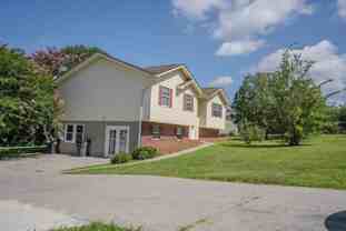 1433 Dustin Dr - Photo 1 of 1