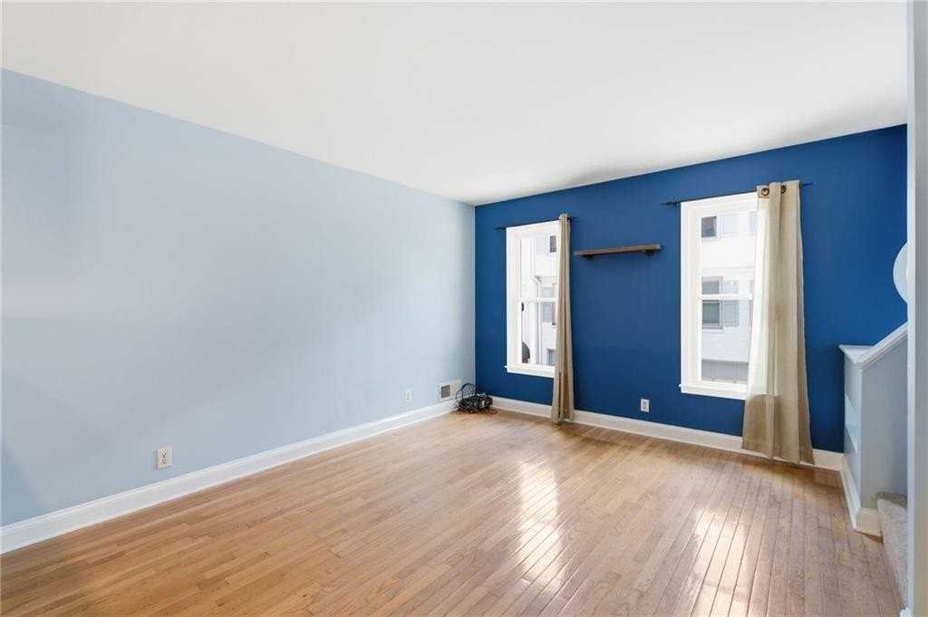 856 Saint Charles Ave Ne #8 - Photo 4 of 37