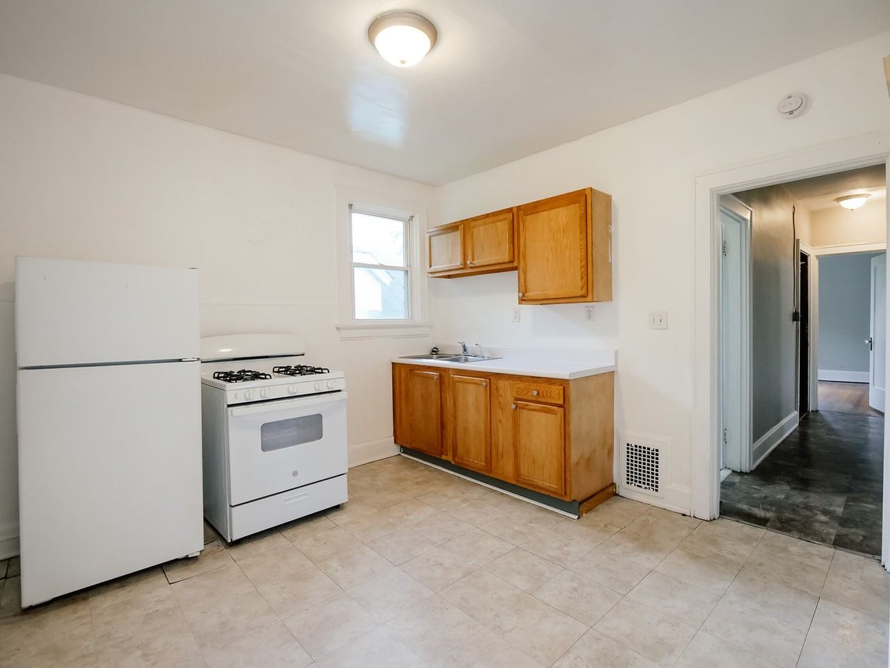 2730 Shaffer Ave #2 - Photo 4 of 10