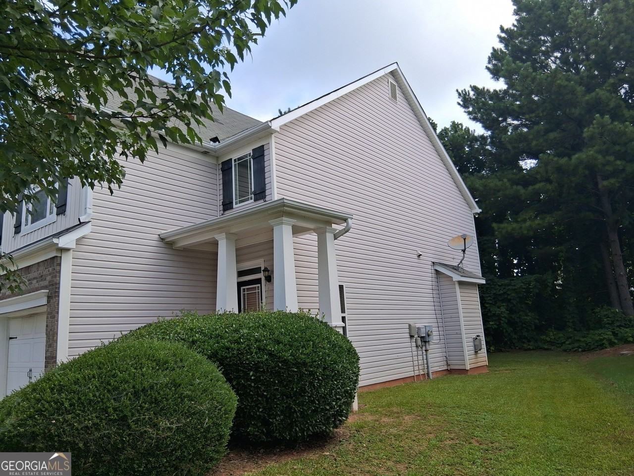 7068 Littlebrook Way - Photo 3 of 18
