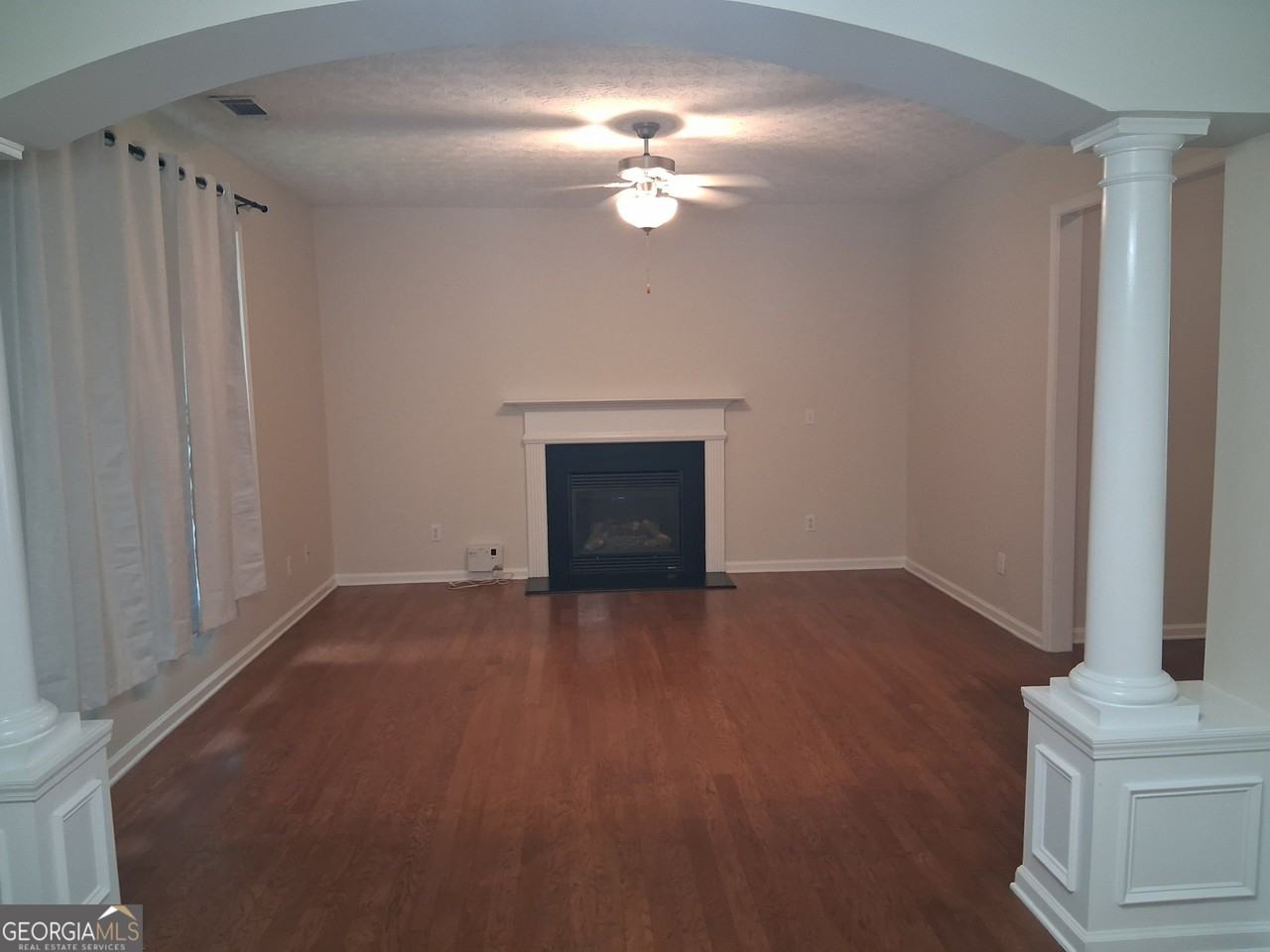 7068 Littlebrook Way - Photo 6 of 18