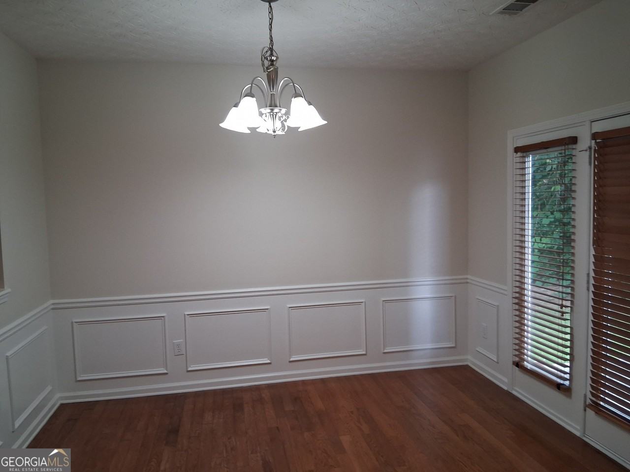 7068 Littlebrook Way - Photo 7 of 18