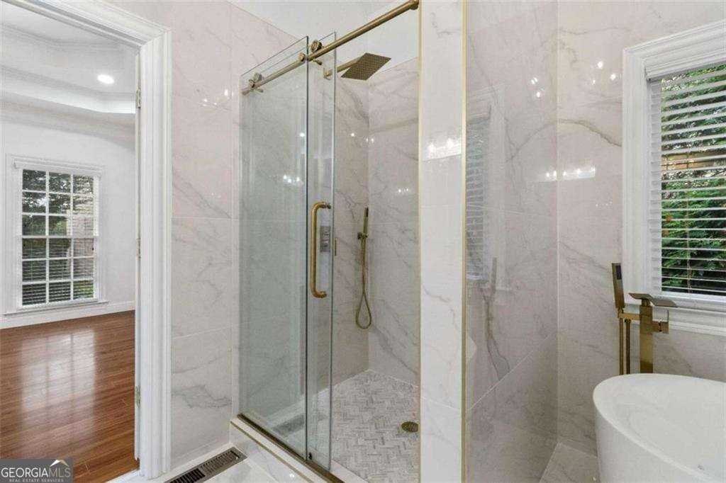 1711 Summit Glen Ln Ne - Photo 5 of 42