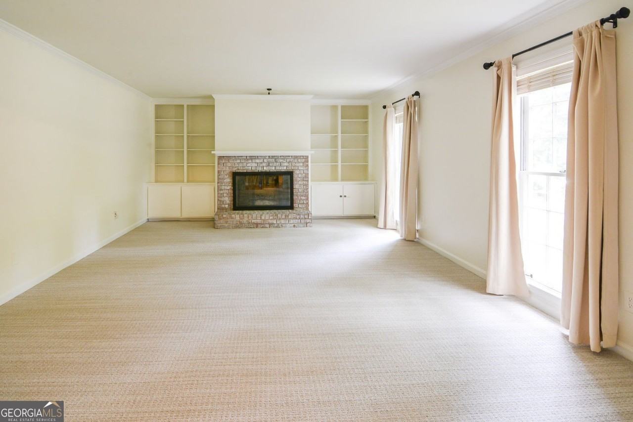 4156 Westerleigh Ct - Photo 3 of 34
