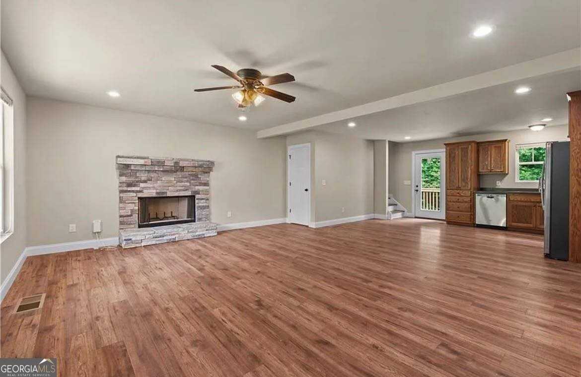 154 Brooks Dr - Photo 7 of 15