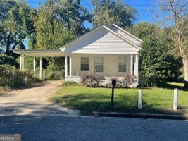 featured image of 414 N Franklin St