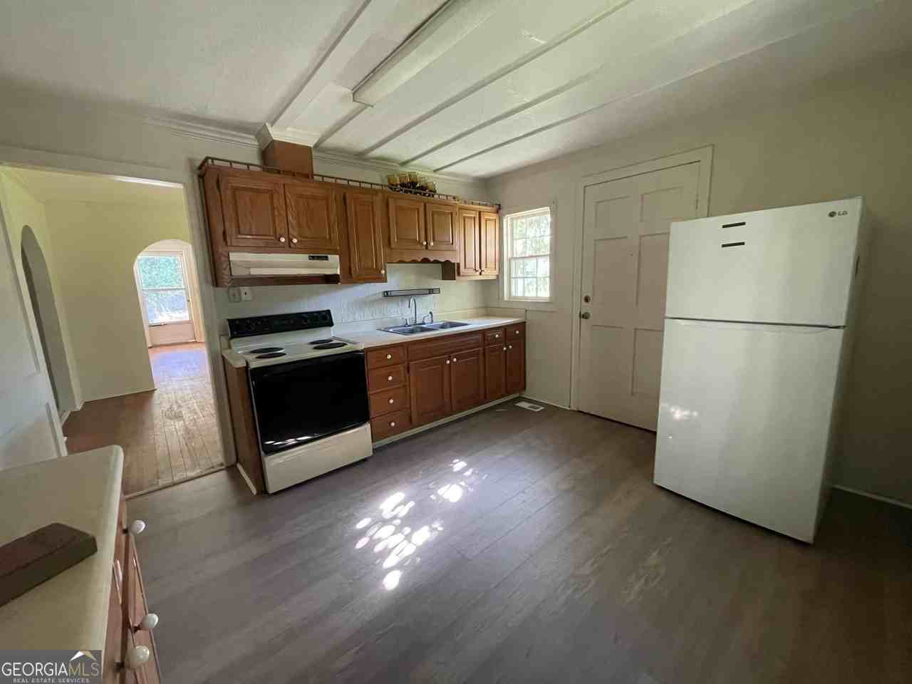 414 N Franklin St - Photo 4 of 6