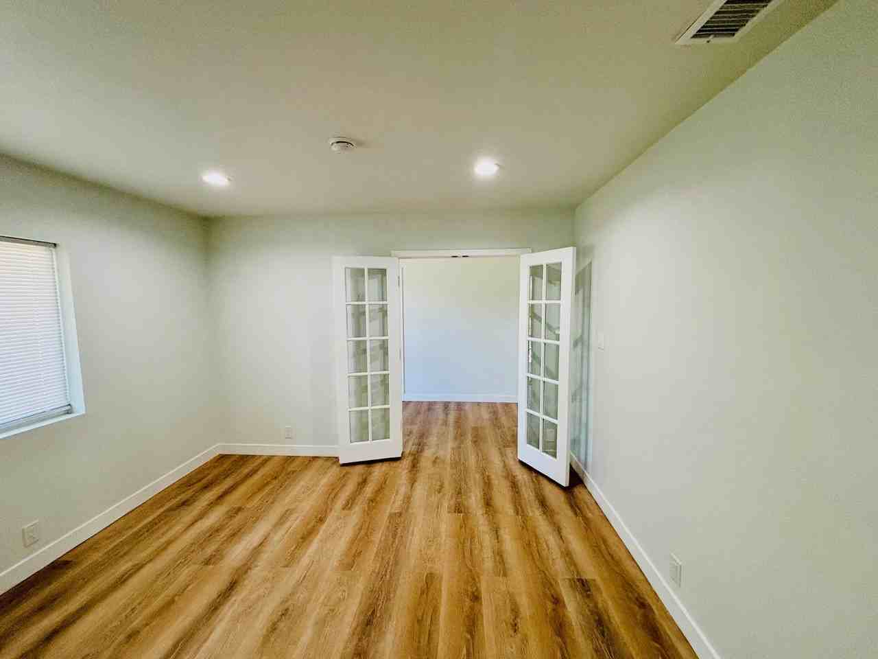 41725 22nd St W - Photo 5 of 20