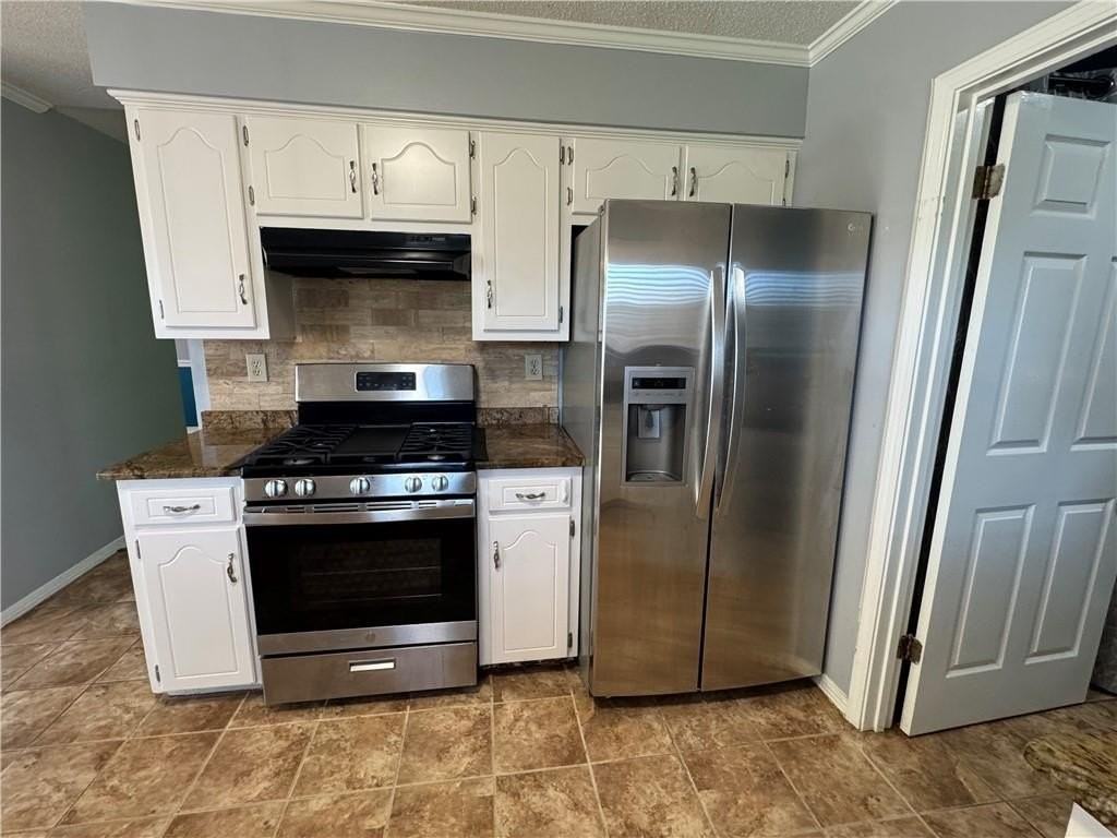 3267 Zephyr Dr - Photo 2 of 26