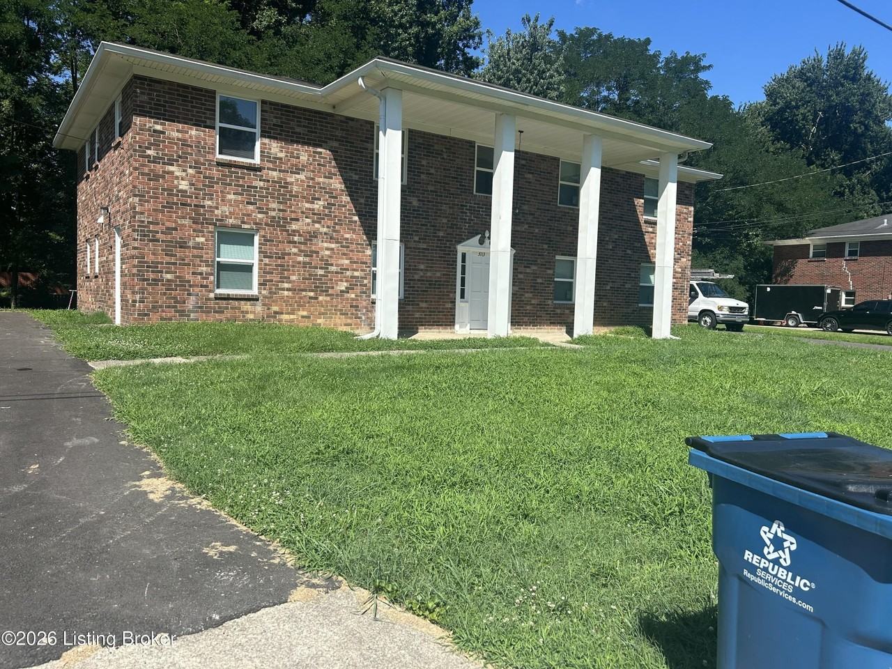 3113 Melody Acres Ln - Photo 2 of 9