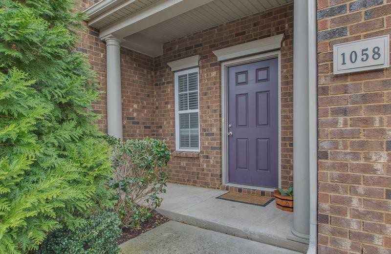 1058 Ashmore Dr #1 - Photo 3 of 26