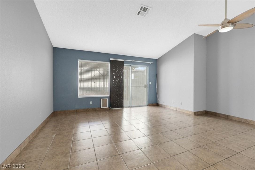 2826 Scotch Heather St - Photo 3 of 17