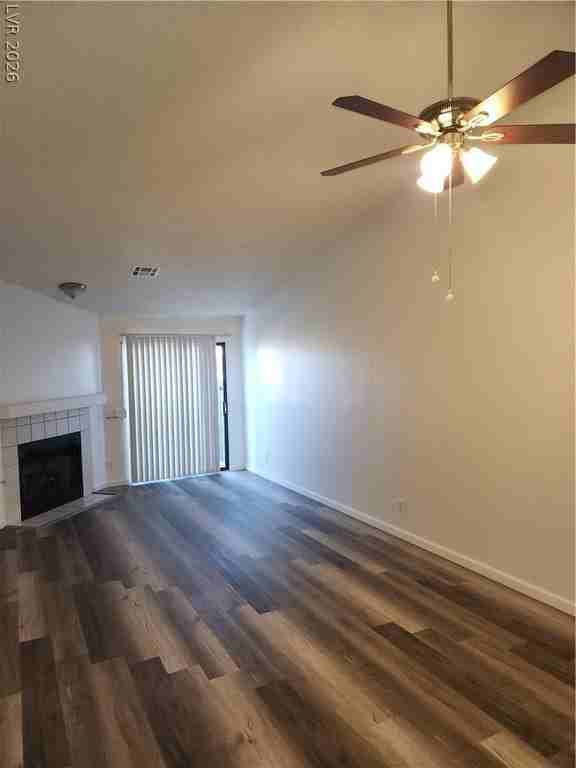 7048 Picaroon Ln - Photo 6 of 29