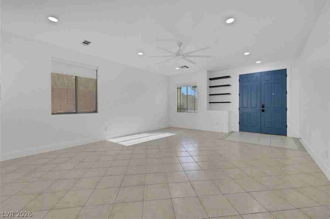 56 Ashby Hills Ct - Photo 4 of 38