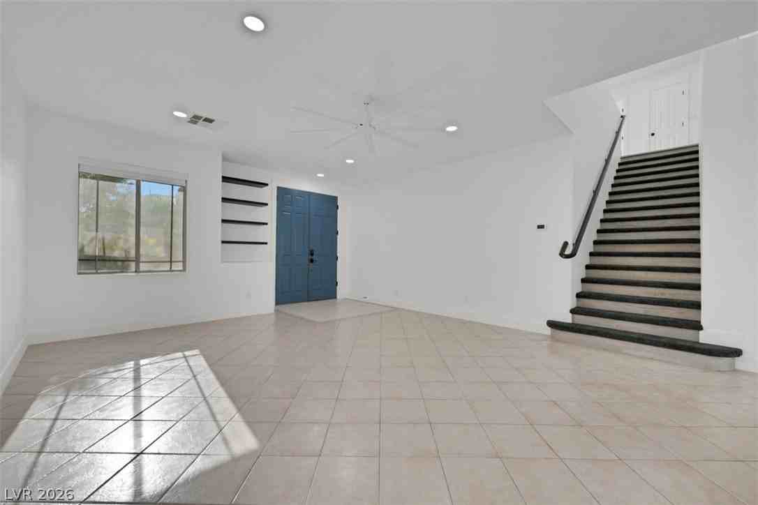 56 Ashby Hills Ct - Photo 5 of 38