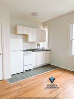featured image of 39 Charter Oak Place #E2