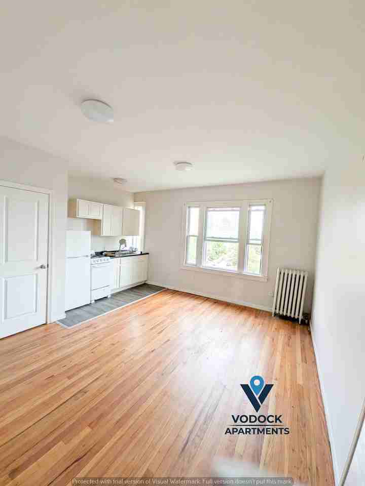 39 Charter Oak Place #E2 - Photo 3 of 11