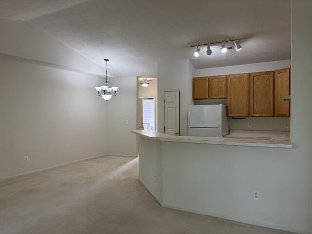 1452 Fox Pointe Cir - Photo 3 of 21