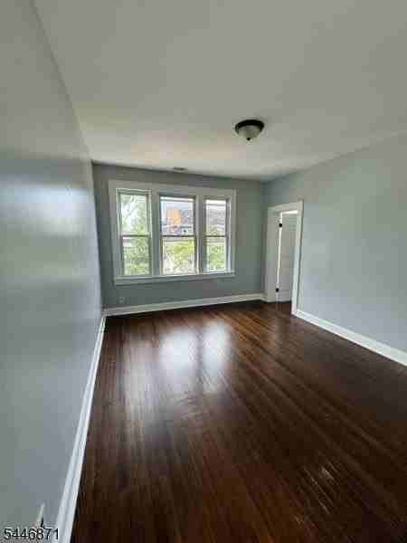 105 W 17th St #2F - Photo 3 of 6