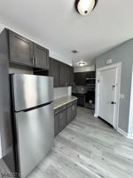 featured image of 105 W 17th St #2F