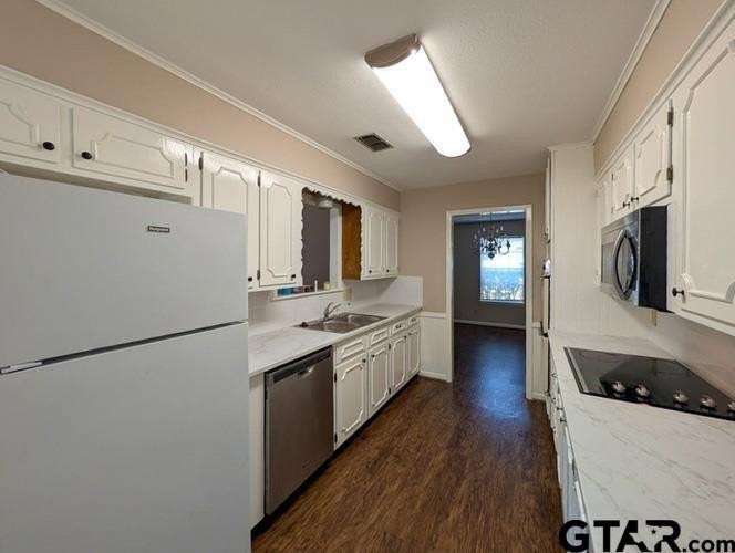 403 W Heritage Dr - Photo 2 of 8