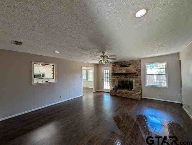 403 W Heritage Dr - Photo 5 of 8