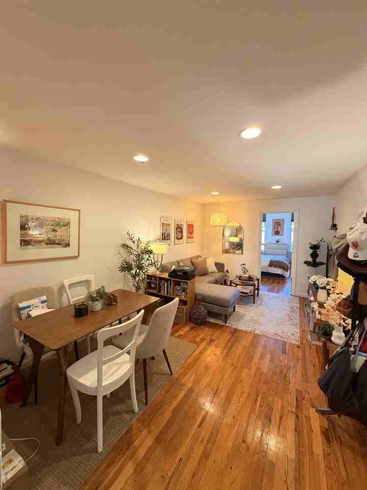 1038 Willow Ave #4 - Photo 2 of 9