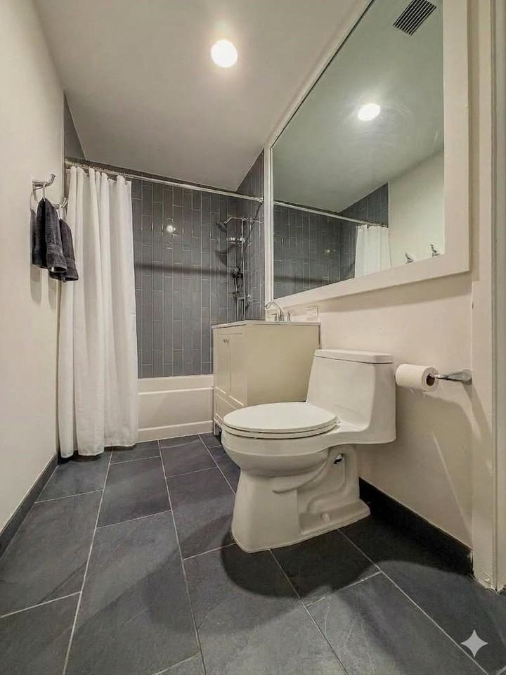 44 Sherman Ave - Photo 7 of 13