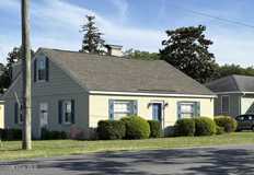 302 N Shores Rd - Photo 1 of 1