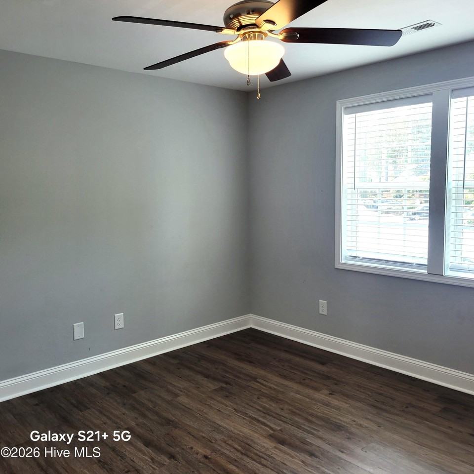 94 N Knoll Rd - Photo 2 of 16