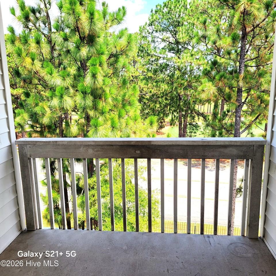 94 N Knoll Rd - Photo 4 of 16