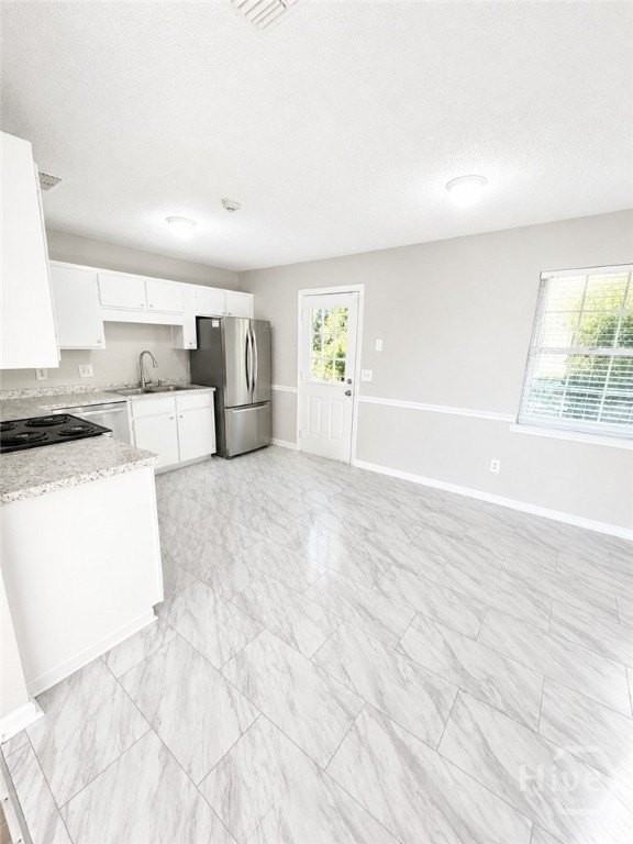 1381 Coalition Cir - Photo 4 of 16