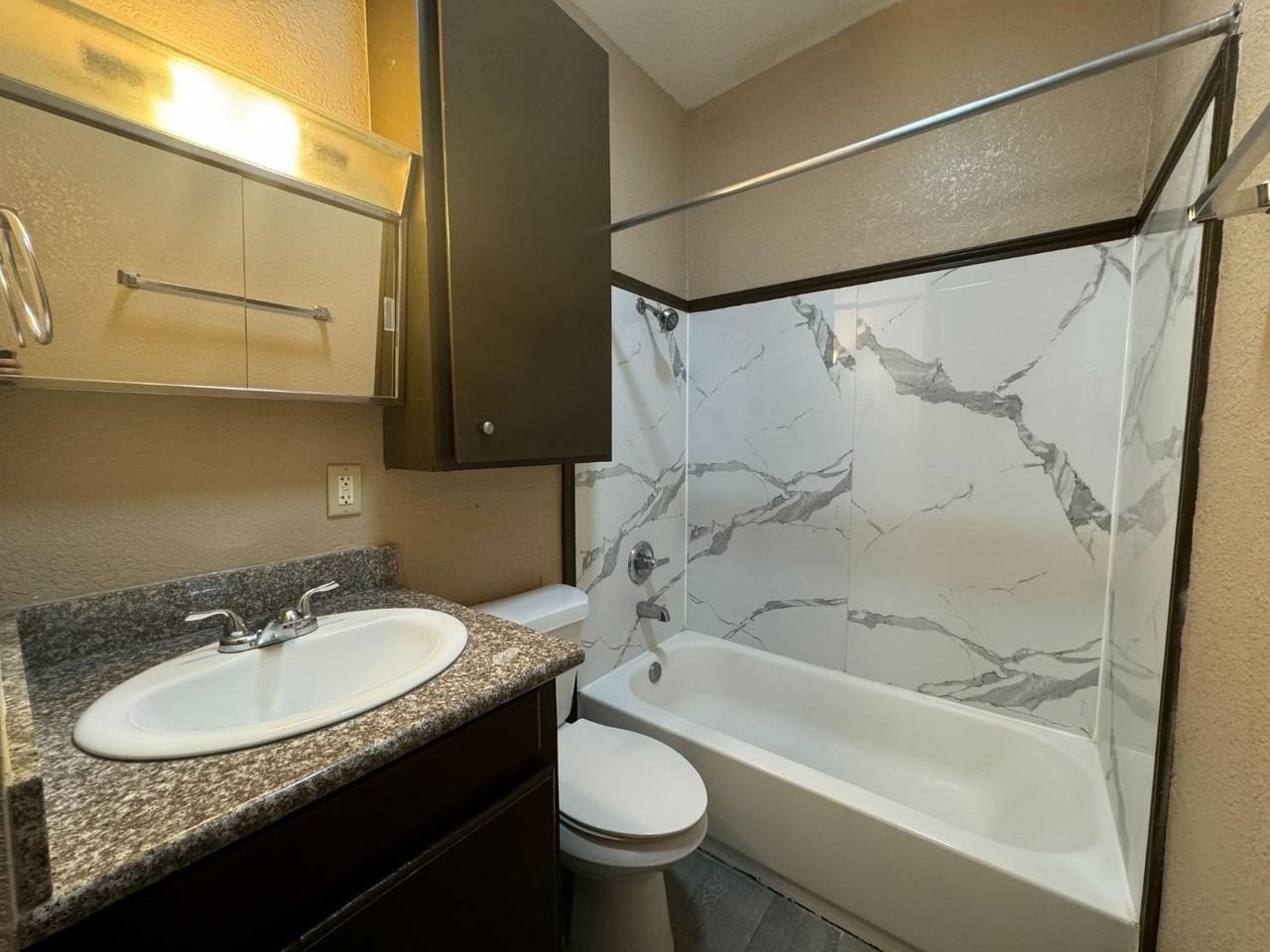226 Cherry St #7 - Photo 5 of 11