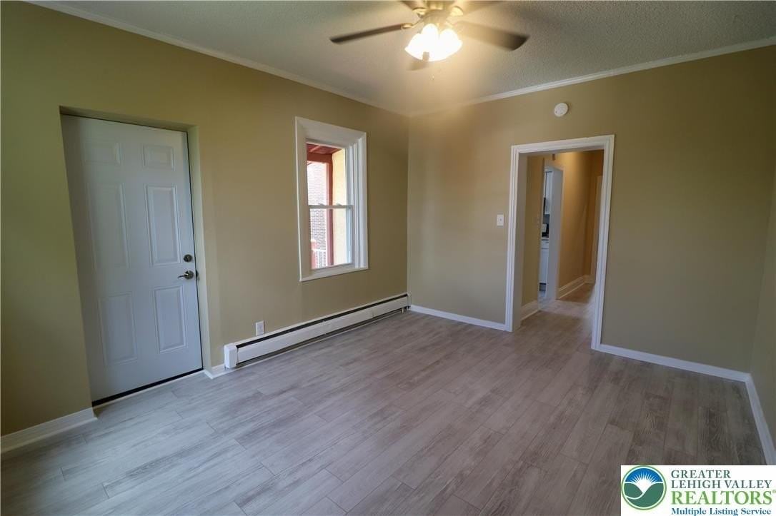 526 Prospect Ave - Photo 6 of 25