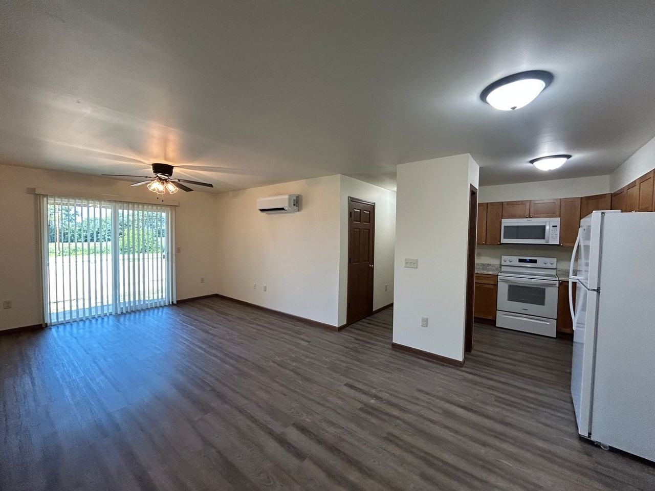 Cleora Apartments LLC - Photo 4 of 35