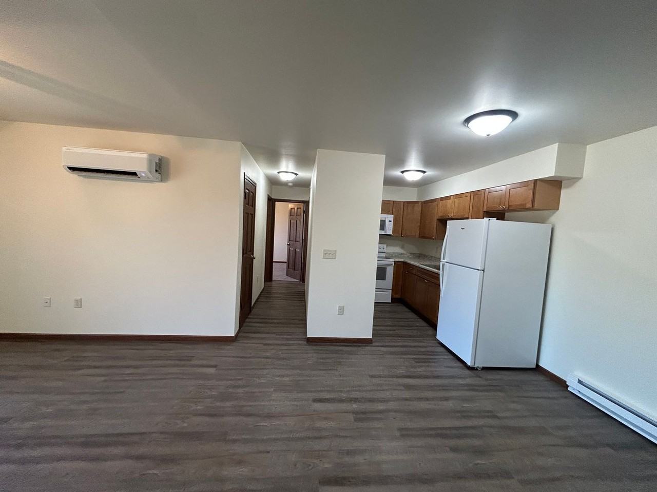 Cleora Apartments LLC - Photo 5 of 35