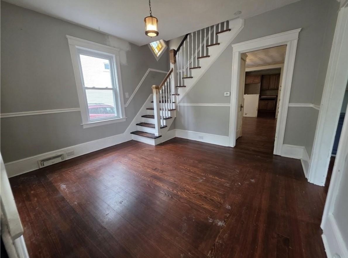 94 Huntington Ave #1 - Photo 4 of 19