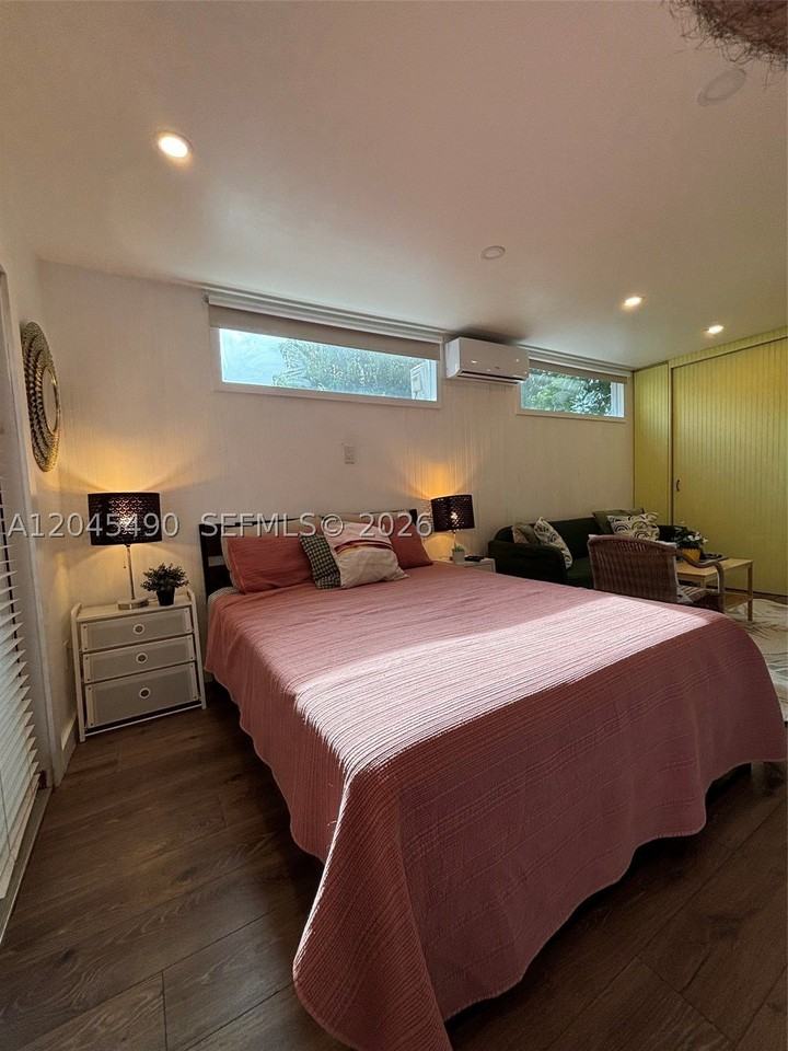 8220 Ne 1st Pl #3C - Photo 6 of 10