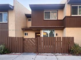 1315 Hampton Blvd #1315 - Photo 1 of 1