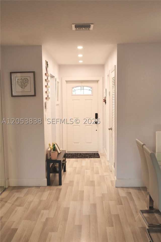 1315 Hampton Blvd #1315 - Photo 5 of 29