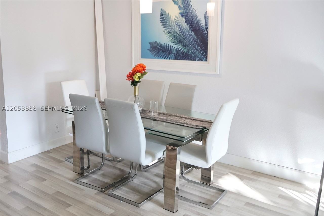 1315 Hampton Blvd #1315 - Photo 7 of 29