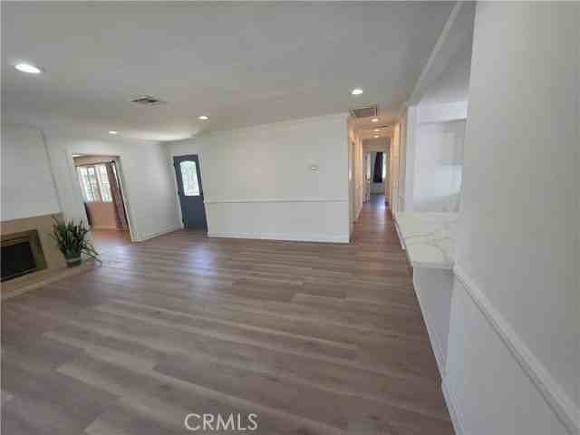 7422 Shoup Ave - Photo 6 of 8