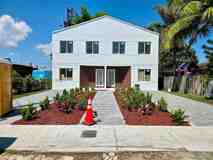 1629 Nw 40th St #1 - Photo 1 of 1