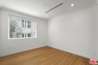1283 Havenhurst Dr #306 - Photo 6 of 7