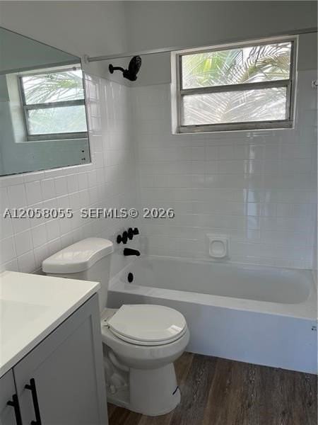 5741 Ne 18th Ave #2A - Photo 3 of 5