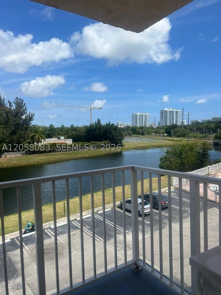16465 Ne 22nd Ave #419