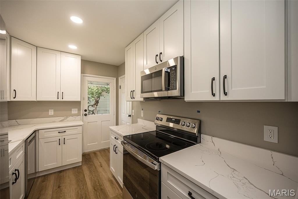 2568 Bonniebrook Dr - Photo 4 of 26