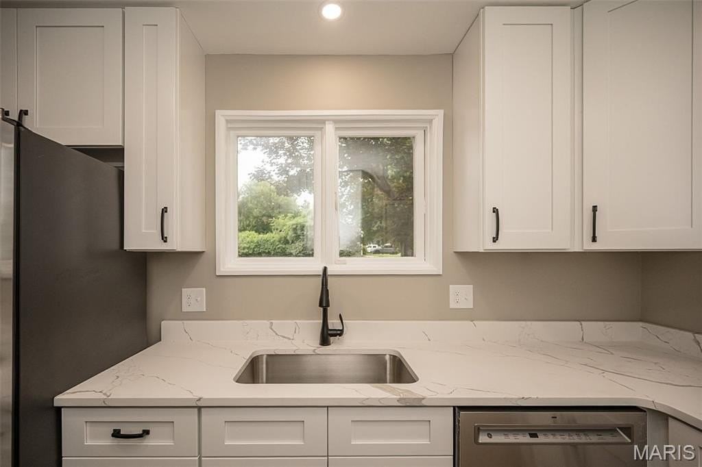2568 Bonniebrook Dr - Photo 6 of 26