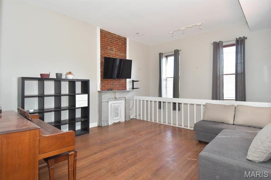 2350 S 10th St #REAR - Photo 5 of 34